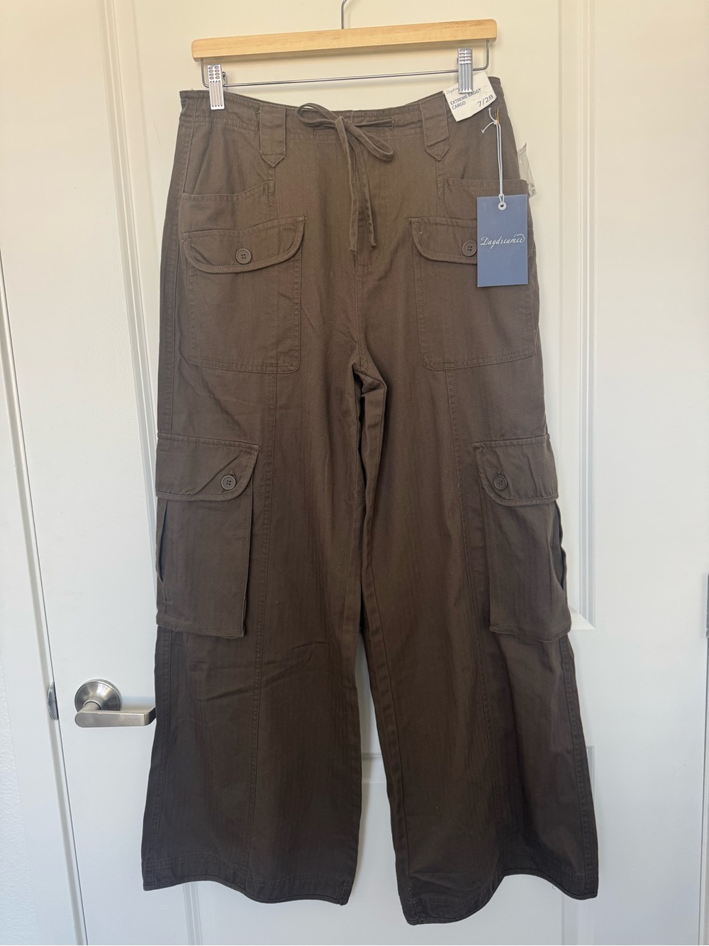 Daydreamer Extreme Baggy Cargo Cotton Pants Size 7/28 NWT